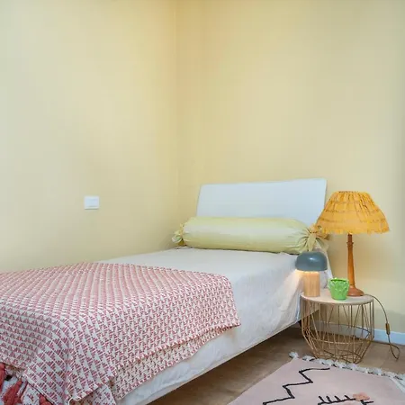 Lucilla - Con Wifi Nel Cuore Di *